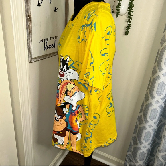 SPACE JAM NEW LEGACY CARTOON YELLOW ALL OVER GRAPHICS T-SHIRT MENS TUNE SQUAD - Picture 6 of 8